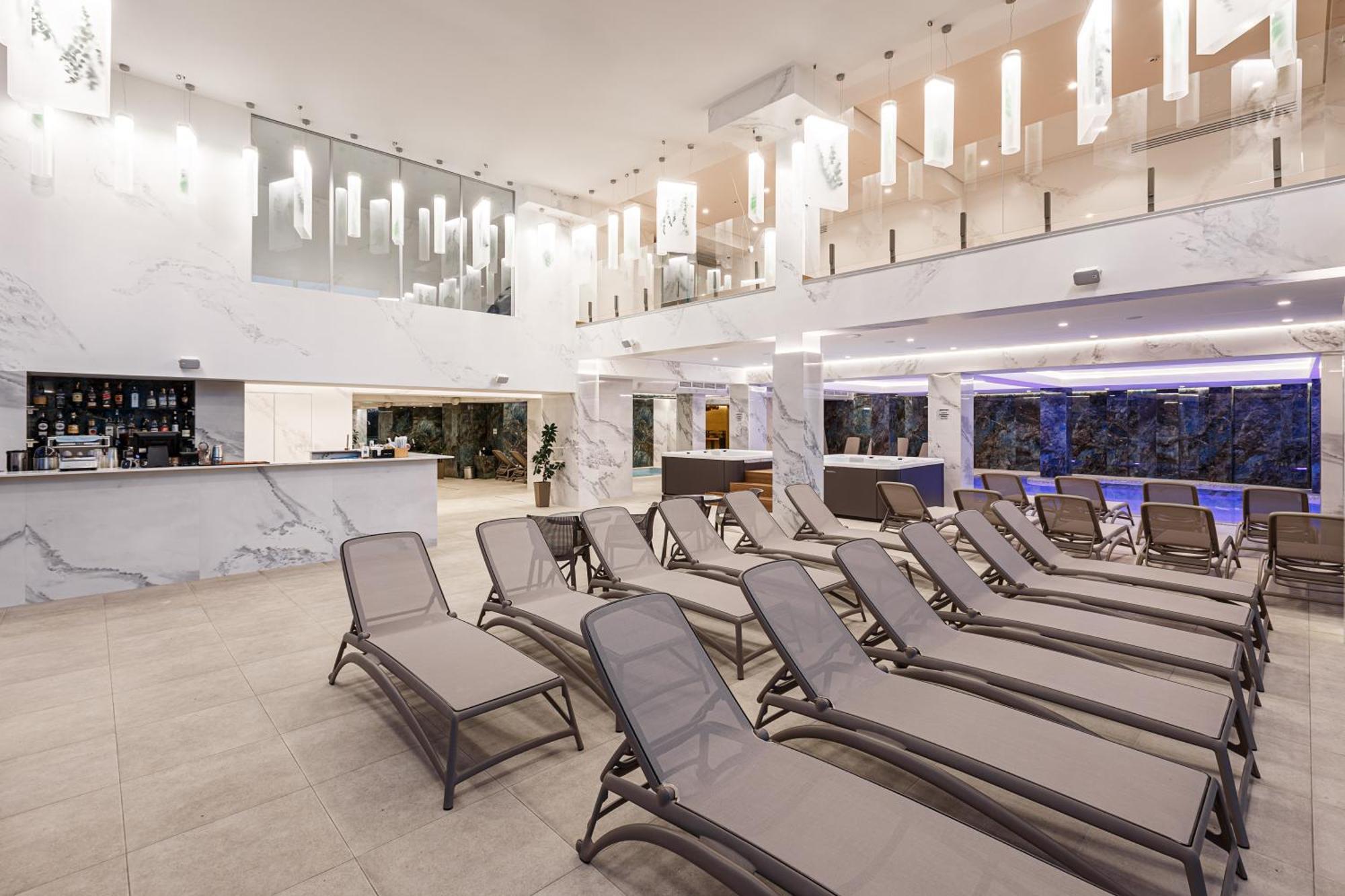 Tavel Hotel & Spa 부코벨 외부 사진